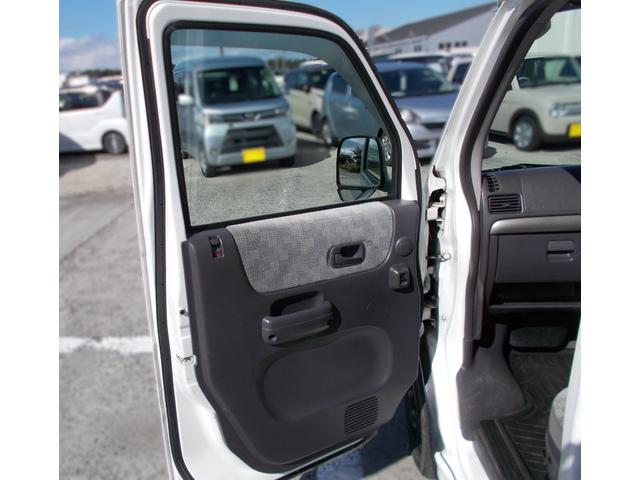 バモス 　ＭＴ　マニュアル　４ＷＤ（10枚目）