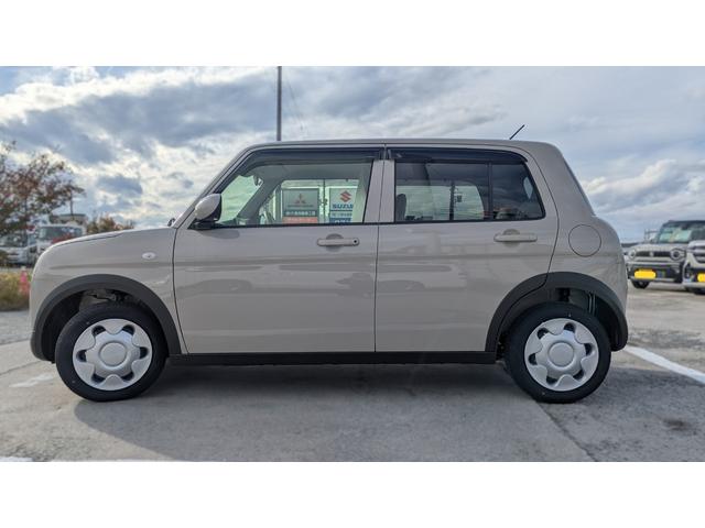 アルトラパン Ｌ　バックアイカメラ付きディスプレイオーディオ装着車　前後誤発進抑制　シートヒーター付　横滑り防止装置付き　エネチャージ　運転席助手席エアバッグ　プッシュスタートスマートキー　Ｃセンサー　イモビライザー（3枚目）