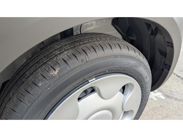 アルトラパン Ｌ　バックアイカメラ付きディスプレイオーディオ装着車　前後誤発進抑制　シートヒーター付　横滑り防止装置付き　エネチャージ　運転席助手席エアバッグ　プッシュスタートスマートキー　Ｃセンサー　イモビライザー（9枚目）