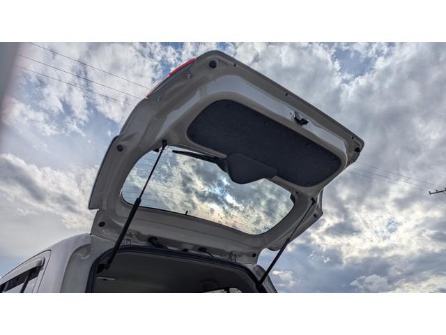 アルトラパン Ｌ　バックアイカメラ付きディスプレイオーディオ装着車　前後誤発進抑制　シートヒーター付　横滑り防止装置付き　エネチャージ　運転席助手席エアバッグ　プッシュスタートスマートキー　Ｃセンサー　イモビライザー（21枚目）