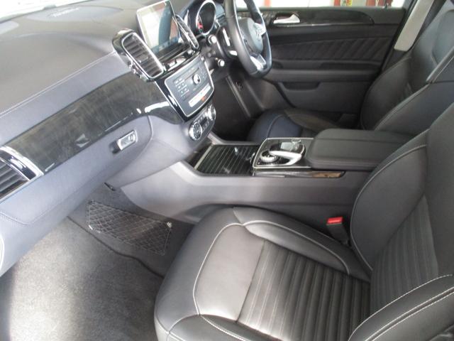 ＧＬＥ ＧＬＥ３５０ｄ　４マチックスポーツ　本革パワーシート　パノラミックルーフ　全方位バックカメラ　禁煙車（13枚目）