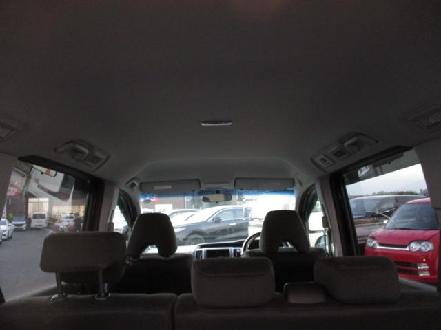 ステップワゴンスパーダ Ｚ　両側パワースライドドア　禁煙ワンオーナー　８人乗り（18枚目）