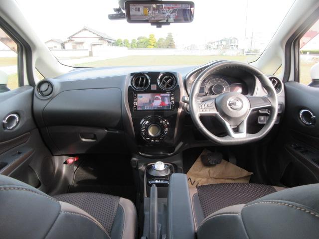 ノート ｅ－パワー　メダリスト　純正ナビ　インテリアラモ二＋スマートルームミラー　踏み間違え防止　フロント＆バックソナー付　ハーフレザーシート（31枚目）