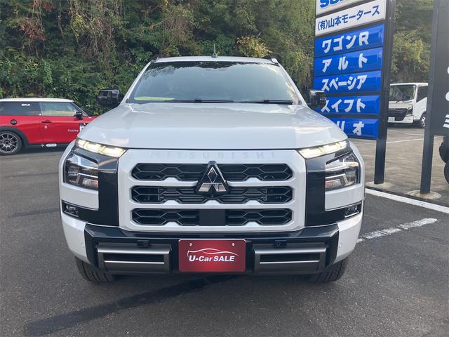 トライトン ＧＳＲ　４ＷＤ　ナビ　全方位カメラ　ＥＴＣ　パワーシート　スマートキー　シートヒーター　オートクルーズコントロール　登録済未使用車（2枚目）