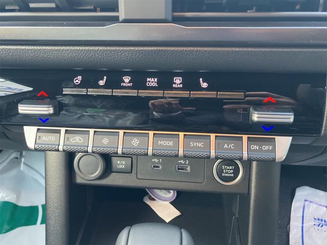 トライトン ＧＳＲ　４ＷＤ　ナビ　全方位カメラ　ＥＴＣ　パワーシート　スマートキー　シートヒーター　オートクルーズコントロール　登録済未使用車（16枚目）