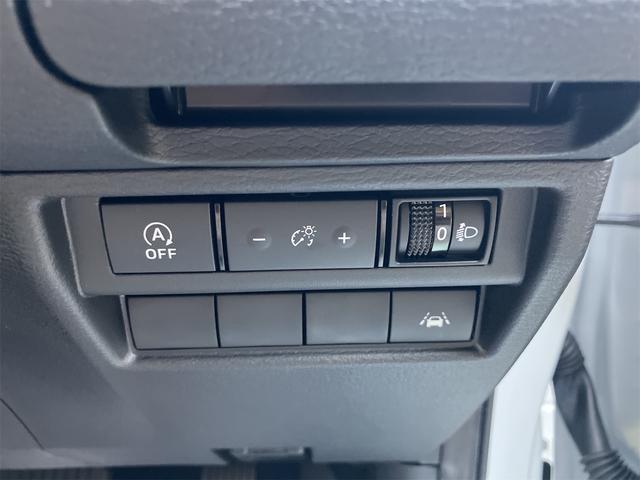 トライトン ＧＳＲ　４ＷＤ　ナビ　全方位カメラ　ＥＴＣ　パワーシート　スマートキー　シートヒーター　オートクルーズコントロール　登録済未使用車（23枚目）