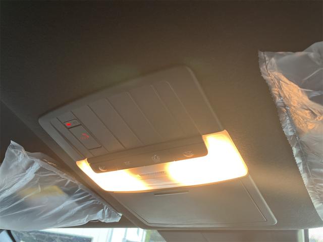 トライトン ＧＳＲ　４ＷＤ　ナビ　全方位カメラ　ＥＴＣ　パワーシート　スマートキー　シートヒーター　オートクルーズコントロール　登録済未使用車（25枚目）