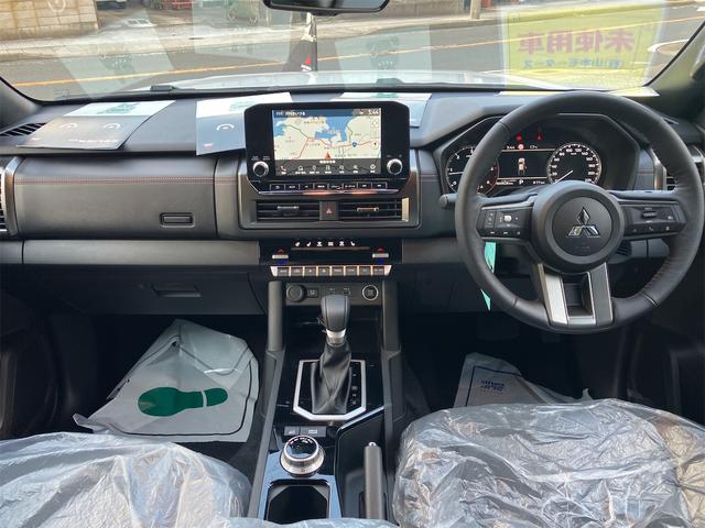 トライトン ＧＳＲ　４ＷＤ　ナビ　全方位カメラ　ＥＴＣ　パワーシート　スマートキー　シートヒーター　オートクルーズコントロール　登録済未使用車（29枚目）