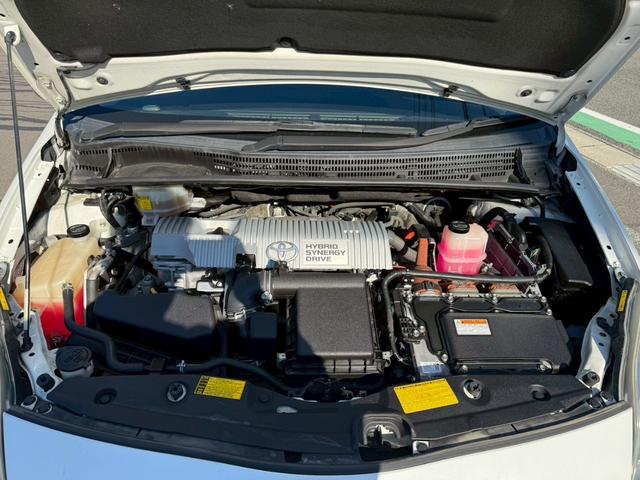 プリウス Ｓマイコーデ　ナビ　バックカメラ　ＥＴＣ　モデリスタエアロ（5枚目）