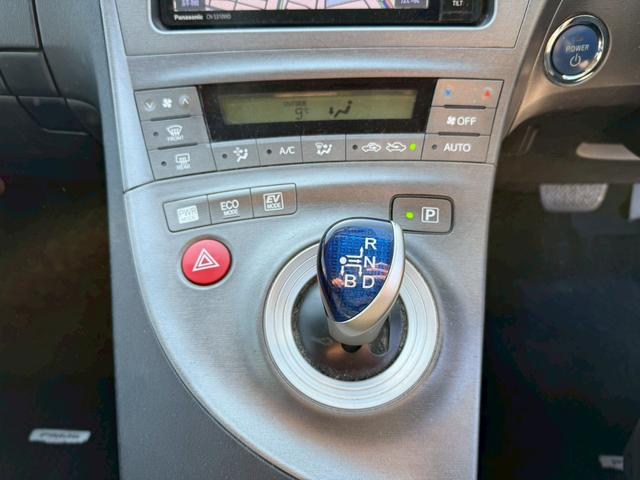 プリウス Ｓマイコーデ　ナビ　バックカメラ　ＥＴＣ　モデリスタエアロ（7枚目）
