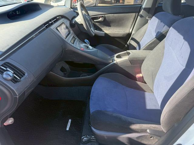 プリウス Ｓマイコーデ　ナビ　バックカメラ　ＥＴＣ　モデリスタエアロ（12枚目）