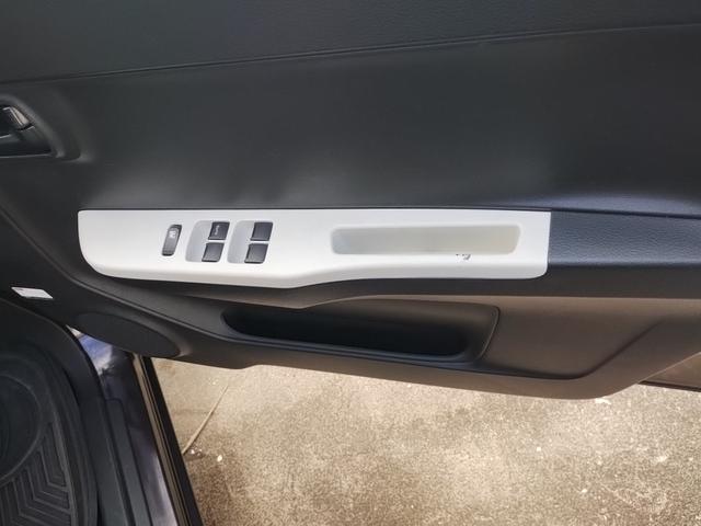 アルト L シートヒーター ESC ABS 盗難防止システム アイドリングストップ 衝突安全ボディ キーレス 運転席エアバック 助手席エアバック エアコン パワステ パワーウィンドウ CD(21枚目)