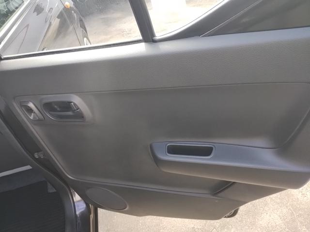 アルト L シートヒーター ESC ABS 盗難防止システム アイドリングストップ 衝突安全ボディ キーレス 運転席エアバック 助手席エアバック エアコン パワステ パワーウィンドウ CD(22枚目)