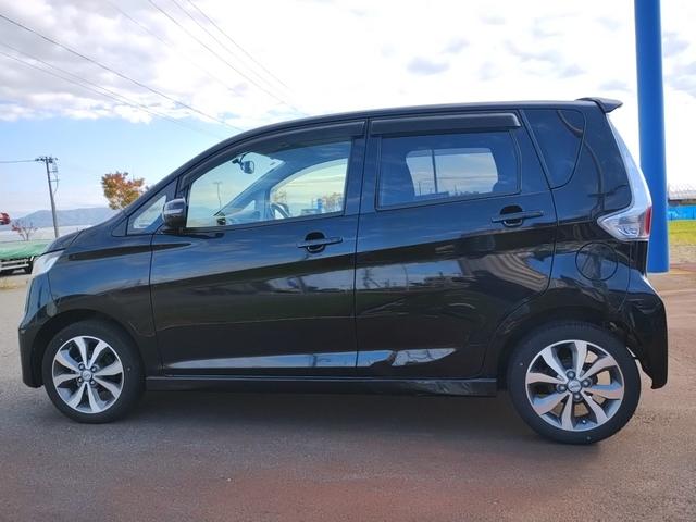 デイズ ハイウェイスター G 全方位カメラ スマートキー キーレス アイドリングストップ 盗難防止システム ABS 衝突安全ボディ HID バックモニター エアコン パワステ パワーウィンドウ ベンチシート(5枚目)