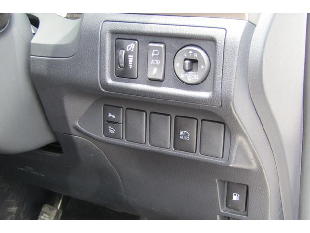 ＣＴ ＣＴ２００ｈ　バージョンＣ　ナビ　バックカメラ　Ｂｌｕｅｔｏｏｔｈ　フルセグテレビ　ＥＴＣ　純正１６インチアルミホイール　パワーシート　シートヒーター　クルーズコントロール　スマートキー（47枚目）