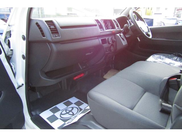 ハイエースバン ロングDX GLパッケージ 積載量1250kg LEDヘッドランプ LEDフォグランプ 純正15インチアルミホイール デジタルインナーミラー バックカメラ リヤクーラー・ヒーター スライドドアイージークローザー(27枚目)