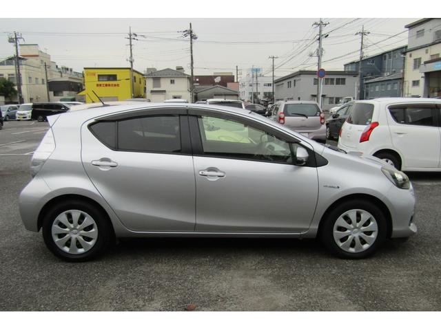 アクア Ｓ　ナビ　バックカメラ　Ｂｌｕｅｔｏｏｔｈ　ワンセグテレビ　ＥＴＣ　キーレスリモコン（7枚目）