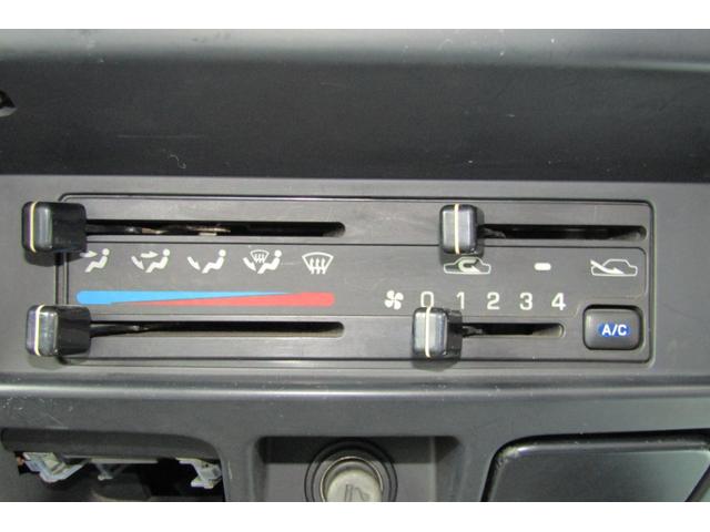 ダットサントラック ロングＤＸ　オールペン車両　マニュアル車　コラムシフト　積載量１０００ｋｇ（46枚目）