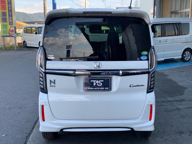 Ｎ－ＢＯＸカスタム Ｇ・Ｌホンダセンシング　フルセグナビ　両側電動スライドドア　ＣＤ　ＤＶＤ再生　Ｂｌｕｅｔｏｏｔｈ　バックカメラ　ドラレコ前　フリップダウンモニター　外品１６インチアルミ　オートクルーズ　ＥＴＣ　スマートキー　プッシュスタート（9枚目）