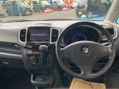 下取り車両を中心にお買い得な中古車を展示中♪もちろん新車販売も大歓迎！マイカーリースの「フラット７」にて、オールメーカーの新車を頂けます。店頭にはＮＢＯＸやスペーシアなど人気の新車も展示してます♪ 4