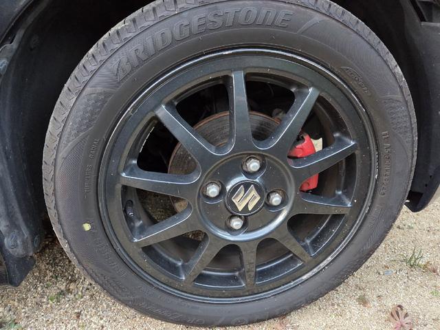 アルトワークス ベースグレード　５速ＭＴ車／ワンオーナー／ＥＴＣ／社外ナビ／Ｂｌｕｅｔｏｏｔｈ／レカロシート／ローポジション説明書有／社外マフラー／フロントフォグランプ／キーレスエントリー（17枚目）