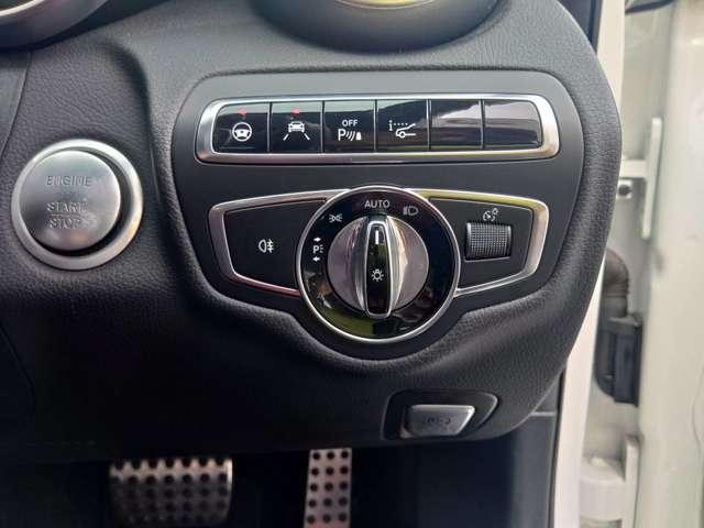 Ｃクラスステーションワゴン Ｃ２５０　ステーションワゴン　スポーツ　赤本革シート　シートヒーター　パワーシート　クルーズコントロール　パーキングアシスト　障害物センサー　衝突被害軽減ブレーキ　過給器設定モデル　ＥＴＣ（21枚目）