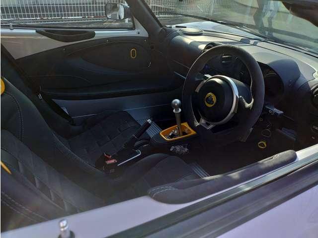 エリーゼ エリーゼスポーツ　２４０　ファイナルエディション　ブラックアルカンターラシート　ブラックアルカンターラハンドル　ブラック鍛造ホイール　エリーゼグレー　ＥＴＣ　社外オーディオ　キーレス　保証書　取説　ガレージ保管（13枚目）