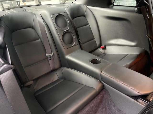 ＧＴ－Ｒ ニスモ　特別塗装色ダークマッドグレー　カーボンエアロ　レカロハーフレザーバケットシート　純正２０ＡＷレイズ製鍛造ホイール　ＢＯＳＥサラウンドシステム　純正ナビ　地デジ　Ｂカメラ　ガレージ保管（15枚目）