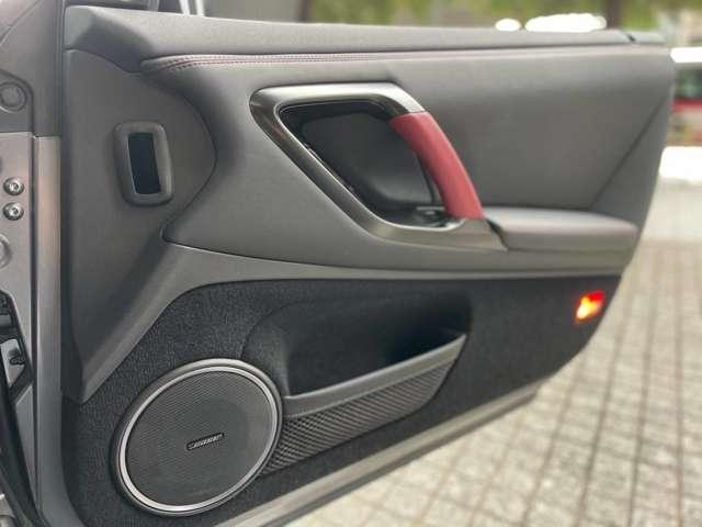 ＧＴ－Ｒ ニスモ　特別塗装色ダークマッドグレー　カーボンエアロ　レカロハーフレザーバケットシート　純正２０ＡＷレイズ製鍛造ホイール　ＢＯＳＥサラウンドシステム　純正ナビ　地デジ　Ｂカメラ　ガレージ保管（19枚目）