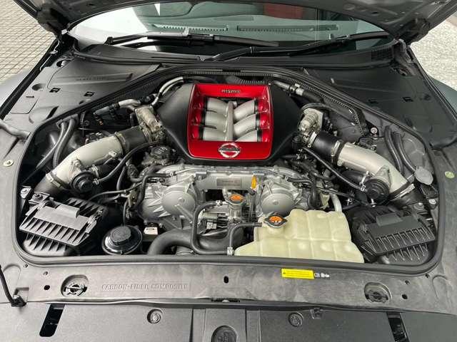 ＧＴ－Ｒ ニスモ　特別塗装色ダークマッドグレー　カーボンエアロ　レカロハーフレザーバケットシート　純正２０ＡＷレイズ製鍛造ホイール　ＢＯＳＥサラウンドシステム　純正ナビ　地デジ　Ｂカメラ　ガレージ保管（22枚目）