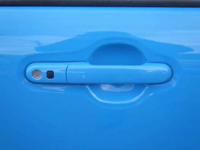 フレアクロスオーバー ＸＴ　エアＢ　ＡＵＴＯエアコン　ＰＷ　スマートキープッシュスタート　横滑り防止機能　シートヒーター　４ＷＤ　ＡＢＳ　キーレス　衝突安全ボディ　アイドリングＳ　ＲＢＳ（11枚目）