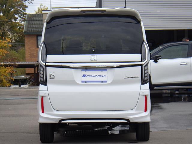 N-BOXカスタム G・Lターボホンダセンシング LKAS サイドカーテンエアバック Bモニター LEDライト VSA キーレスエントリー スマキー フルオートエアコン パワステ 前席シートヒーター フルフラット 4WD車 サイドカメラ ETC(6枚目)