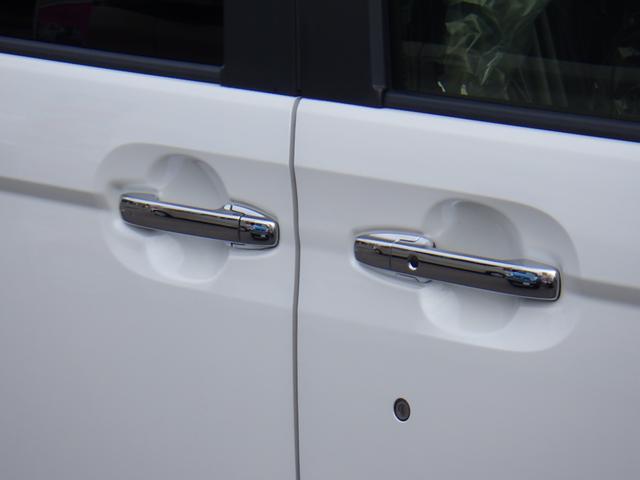 N-BOXカスタム G・Lターボホンダセンシング LKAS サイドカーテンエアバック Bモニター LEDライト VSA キーレスエントリー スマキー フルオートエアコン パワステ 前席シートヒーター フルフラット 4WD車 サイドカメラ ETC(10枚目)