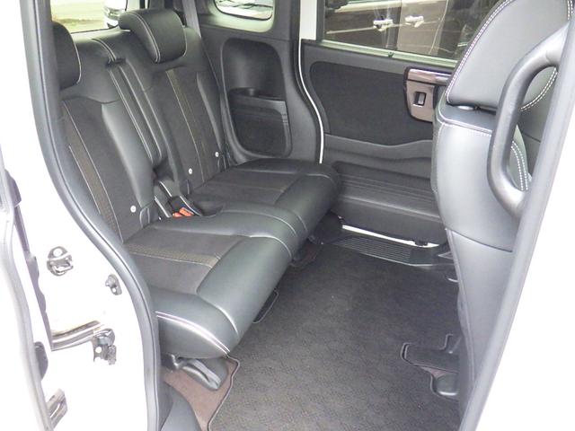 N-BOXカスタム G・Lターボホンダセンシング LKAS サイドカーテンエアバック Bモニター LEDライト VSA キーレスエントリー スマキー フルオートエアコン パワステ 前席シートヒーター フルフラット 4WD車 サイドカメラ ETC(21枚目)