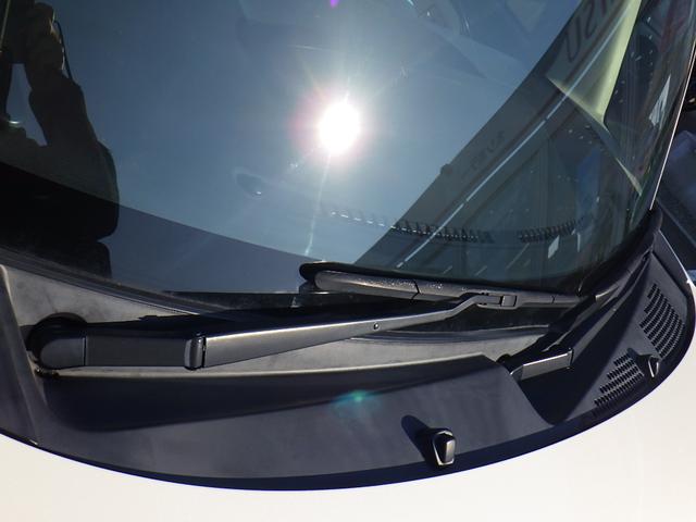 ムーヴキャンバス Ｘメイクアップ　ＳＡＩＩ　横滑り防止　リモコンキー　寒冷地仕様　オートエアコン　４ＷＤ　スマートキー　アイドリングストップ　オートライト　ベンチシート　軽減ブレーキ（13枚目）