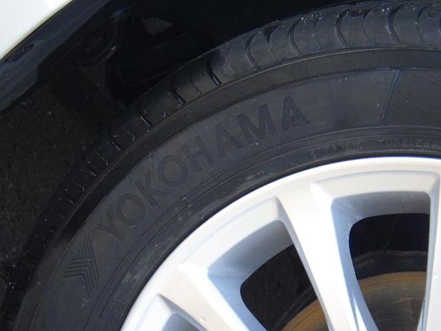 ムーヴキャンバス Ｘメイクアップ　ＳＡＩＩ　横滑り防止　リモコンキー　寒冷地仕様　オートエアコン　４ＷＤ　スマートキー　アイドリングストップ　オートライト　ベンチシート　軽減ブレーキ（16枚目）