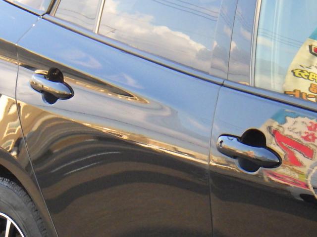 プリウス Ｓセーフティプラス　横滑り防止装置　エアバッグ　フルタイム４ＷＤ　ＡＢＳ　キーレスエントリー　オートハイビーム　オートエアコン　クルコン　盗難防止装置　スマ－トキ－　パワーステアリング　オートライト　パークアシスト（10枚目）