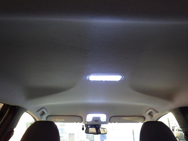 プリウス Ｓセーフティプラス　横滑り防止装置　エアバッグ　フルタイム４ＷＤ　ＡＢＳ　キーレスエントリー　オートハイビーム　オートエアコン　クルコン　盗難防止装置　スマ－トキ－　パワーステアリング　オートライト　パークアシスト（52枚目）