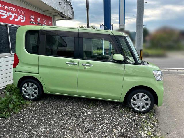 タント Ｘ　４ＷＤ　ＥＴＣ　両側スライド・片側電動　スマートキー　アイドリングストップ　電動格納ミラー　ベンチシート　ＣＶＴ　盗難防止システム　ＡＢＳ　ＣＤ　衝突安全ボディ　エアコン　パワーステアリング（2枚目）