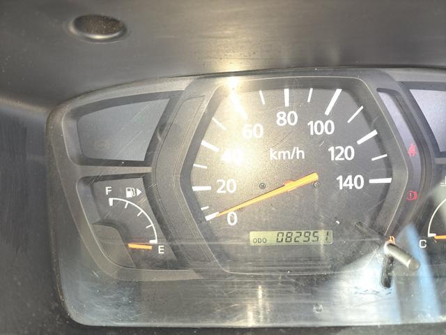 ミニキャブトラック ＶＸ－ＳＥ　４ＷＤ　エアコン・パワステ付き（11枚目）