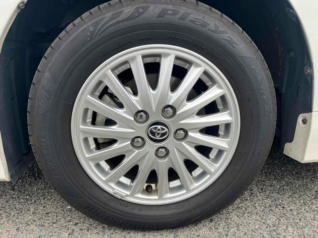 ノア ハイブリッドＸ　純正９型ナビ　ドライブレコーダー　ＥＴＣ　バックカメラ　ナビ　両側スライド・片側電動　オートライト　ＬＥＤヘッドランプ　スマートキー　３列シート　ＣＶＴ　アルミホイール　盗難防止システム（30枚目）
