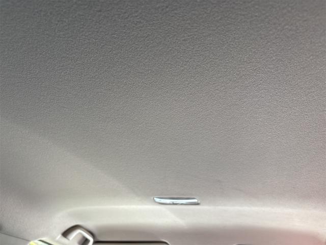 グレイス ハイブリッドEX LED ETC シートヒーター 合皮シート Bluetooth バックカメラ フォグランプ ナビ 無限フルエアロ オートクルーズ 安全ブレーキ オールシーズンタイヤ アルミホイール 前後ソナー(12枚目)