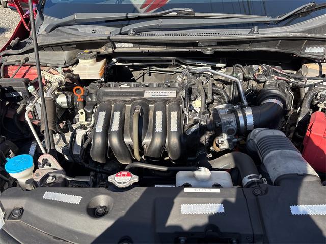 グレイス ハイブリッドEX LED ETC シートヒーター 合皮シート Bluetooth バックカメラ フォグランプ ナビ 無限フルエアロ オートクルーズ 安全ブレーキ オールシーズンタイヤ アルミホイール 前後ソナー(17枚目)