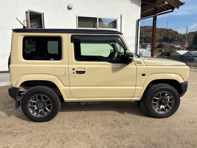 ジムニー ＸＣ　４ＡＴ　４ＷＤ　ナビ　ＥＴＣ　バックカメラ　フルセグ　Ｂｌｕｅｔｏｏｔｈ　前後ドラレコ　アルミホイール　２トーンルーフ　ＬＥＤ　禁煙車　ワンオーナー　シートカバー　フォグランプ　スマートキー（4枚目）