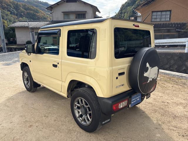 ジムニー ＸＣ　４ＡＴ　４ＷＤ　ナビ　ＥＴＣ　バックカメラ　フルセグ　Ｂｌｕｅｔｏｏｔｈ　前後ドラレコ　アルミホイール　２トーンルーフ　ＬＥＤ　禁煙車　ワンオーナー　シートカバー　フォグランプ　スマートキー（9枚目）