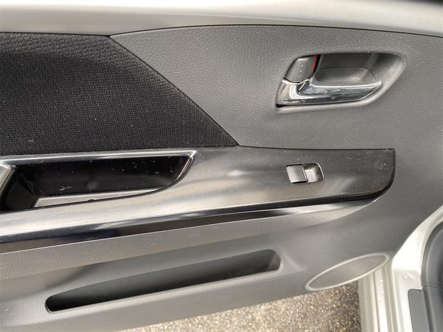 ワゴンＲスティングレー Ｘ　４ＷＤ　ナビ　ＨＩＤ　スマートキー　電動格納ミラー　シートヒーター　ベンチシート　ＣＶＴ　盗難防止システム　ＡＢＳ　ＣＤ　Ｂｌｕｅｔｏｏｔｈ　アルミホイール　衝突安全ボディ　エアコン（41枚目）