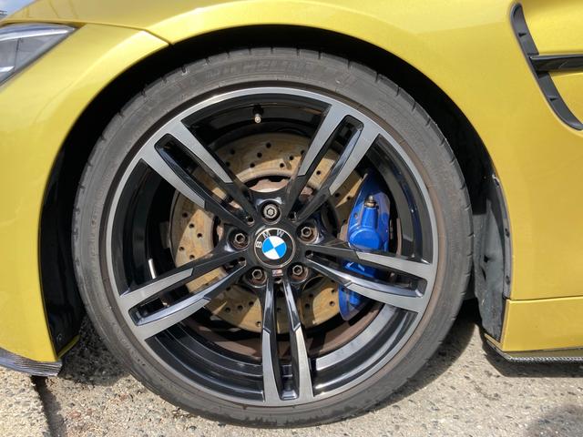 M4クーペ カーボンエアロ 白革シート メモリー付きパワーシート アーキュレー4本出マフラー SPIRIT車高調 カーボンルーフ カーボンインテリア ナビ TV ドラレコ(51枚目)