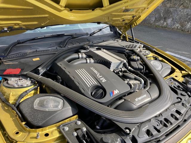 M4クーペ カーボンエアロ 白革シート メモリー付きパワーシート アーキュレー4本出マフラー SPIRIT車高調 カーボンルーフ カーボンインテリア ナビ TV ドラレコ(57枚目)