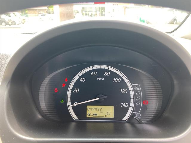X 全周囲カメラ スマートキー アイドリングストップ 電動格納ミラー ベンチシート CVT 盗難防止システム ABS CD ミュージックプレイヤー接続可 衝突安全ボディ エアコン(3枚目)