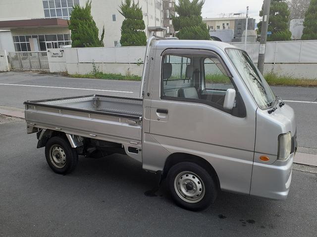 TB 4WD 5速マニュアル 車検令和5年3月まで ※エアコン・パワステは装備されておりません(6枚目)